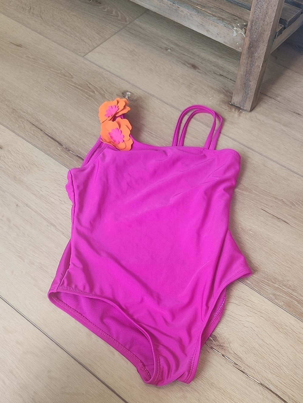One-Piece Swimsuit, Girls Medium 7/8